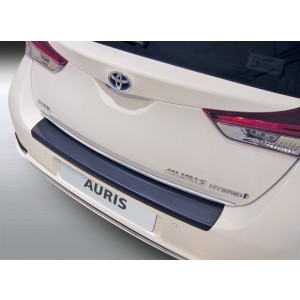 Plastična zaščita odbijača za Toyota AURIS 5 vrat 